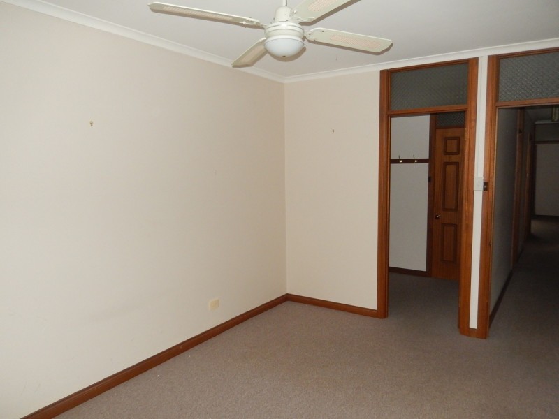 9 Faye Street, Ridgehaven SA 5097