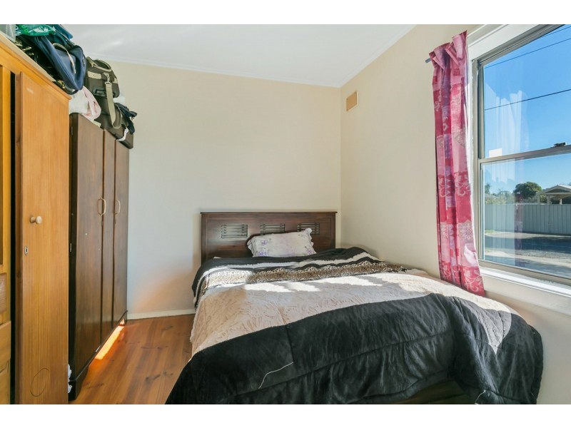 18 Guildford Street, Clearview SA 5085