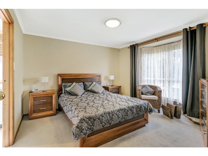 9 Augusta Court, Burton SA 5110