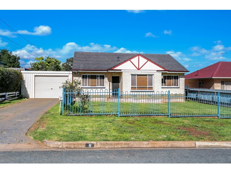 9 Kennett Street, Para Hills SA 5096