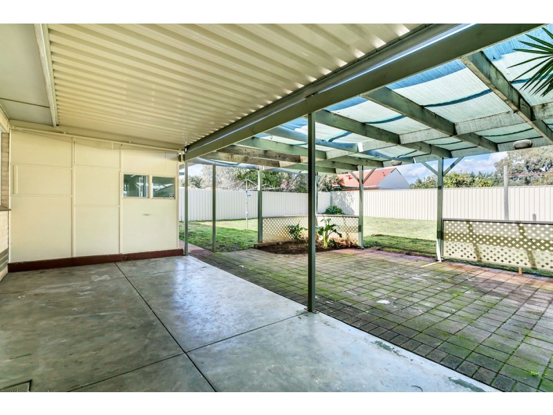 9 Kennett Street, Para Hills SA 5096