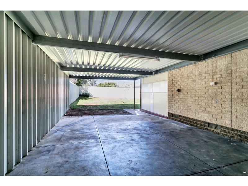 9 Kennett Street, Para Hills SA 5096