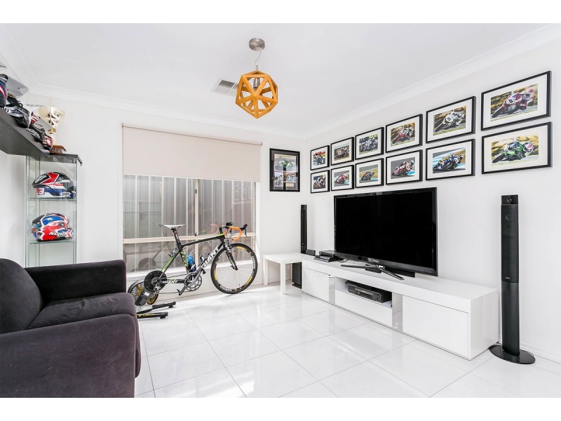 15 Stuart Street, Hillcrest SA 5086