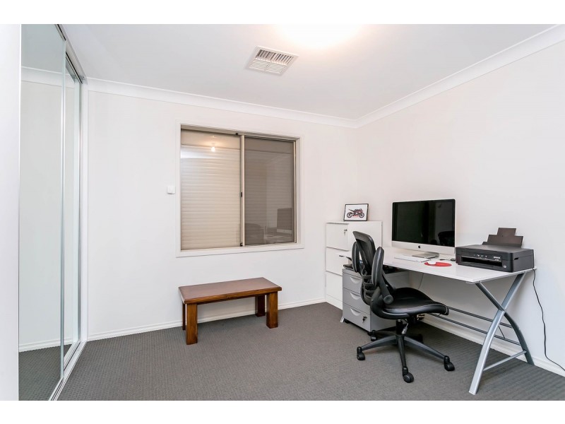 15 Stuart Street, Hillcrest SA 5086