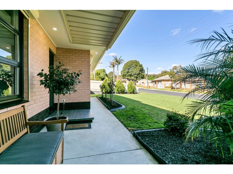 4 Zircon Crescent, Highbury SA 5089