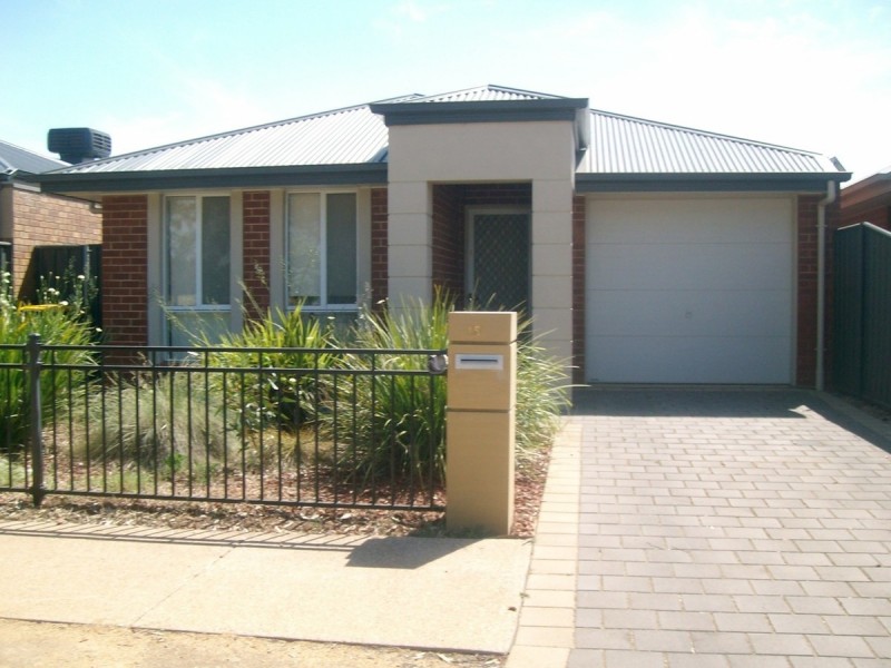 15 Petherton Road, Andrews Farm SA 5114