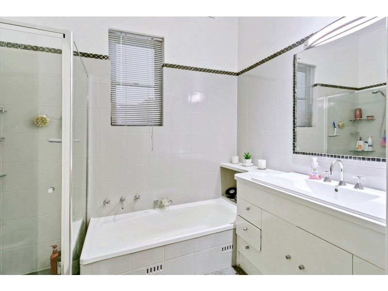 4 Ian Street, Broadview SA 5083