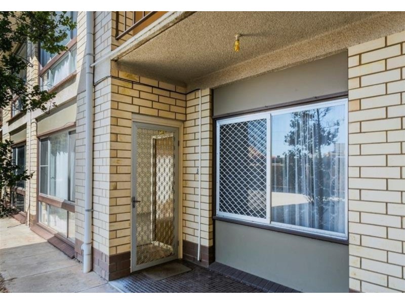 3/2 Old Beach Road, Brighton SA 5048