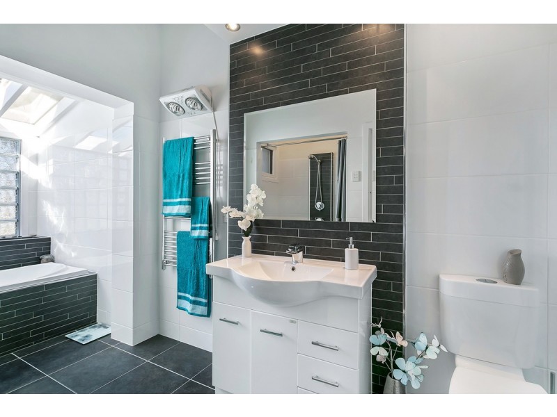 6 Fisher Street, Hope Valley SA 5090