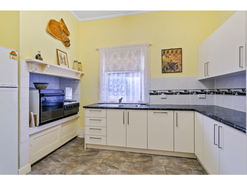 77 Galway Avenue, Broadview SA 5083