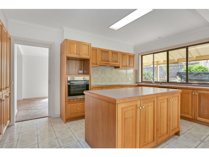 60 Hallett Road, Stonyfell SA 5066