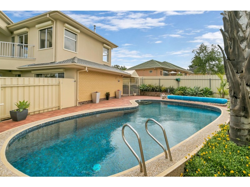 11 Penelope Avenue, Valley View SA 5093