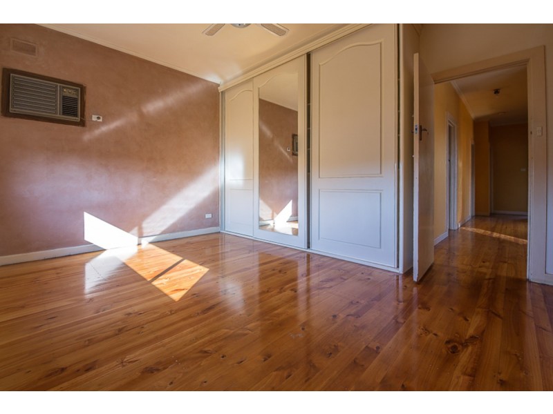 76 Edward Street, Ottoway SA 5013