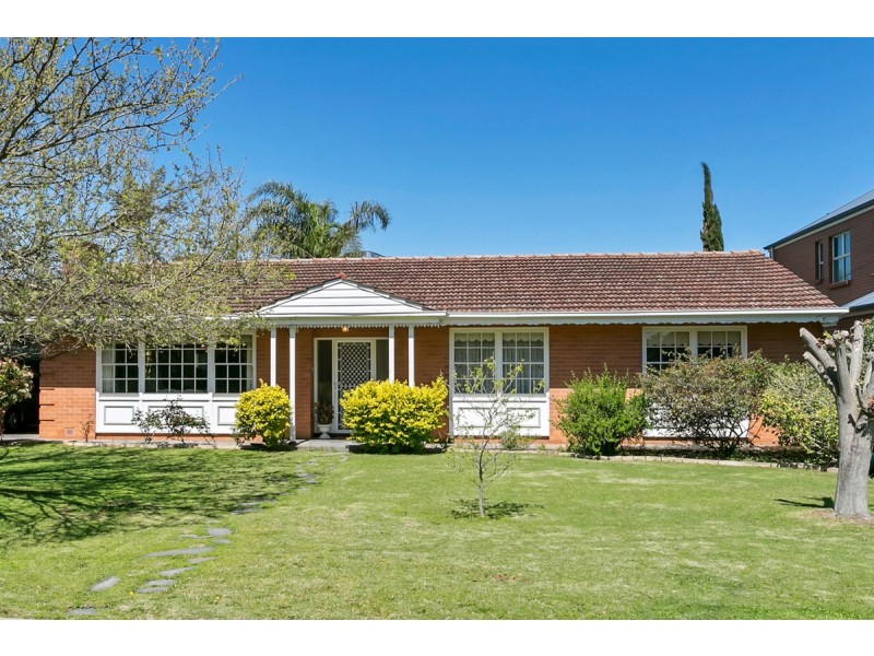 2 Jeffery Road, Vale Park SA 5081