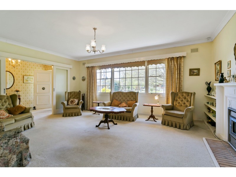 2 Jeffery Road, Vale Park SA 5081