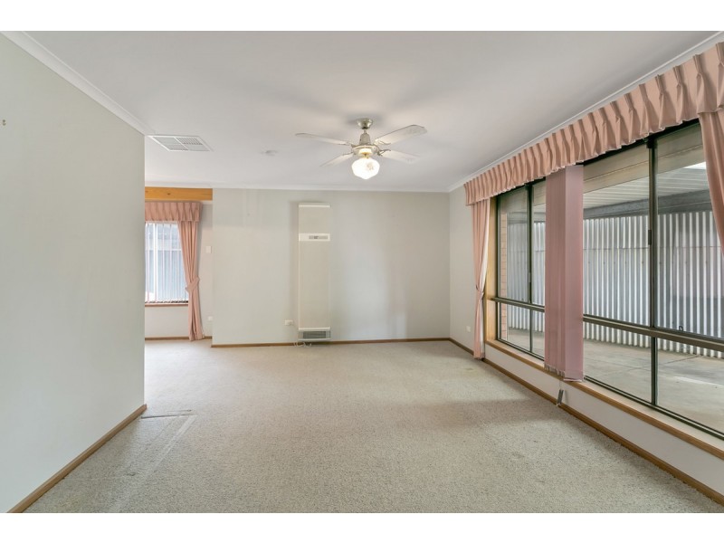 14 Matthew Court, Paralowie SA 5108