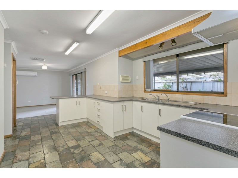 14 Matthew Court, Paralowie SA 5108