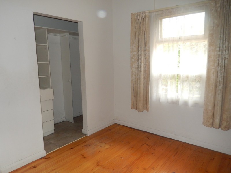 16 Cambridge Street, Vale Park SA 5081