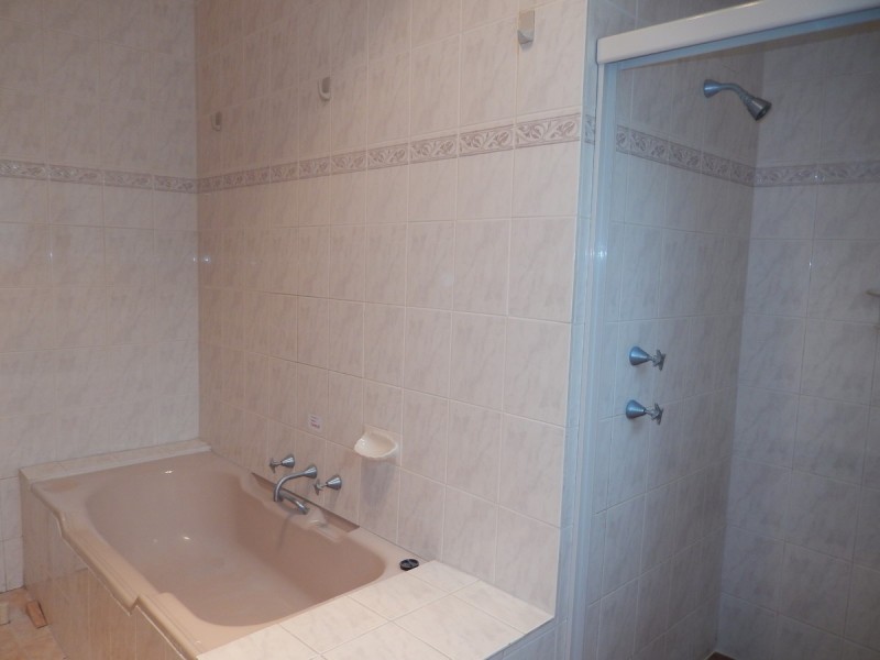 16 Cambridge Street, Vale Park SA 5081