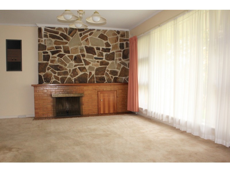 17 Riverside Drive, Fulham SA 5024