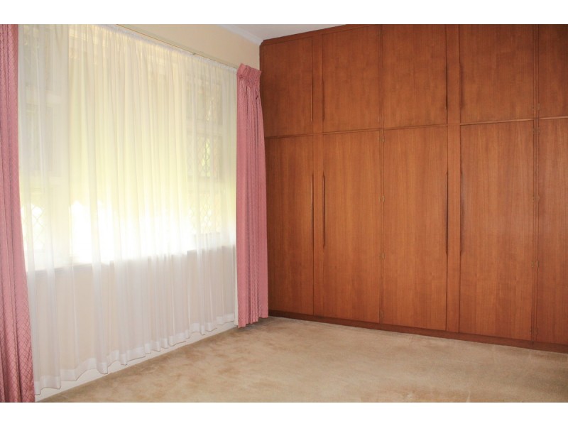 17 Riverside Drive, Fulham SA 5024