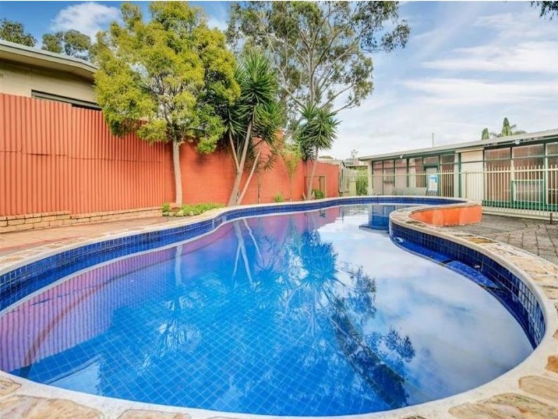 9 Loral Street, Para Hills SA 5096