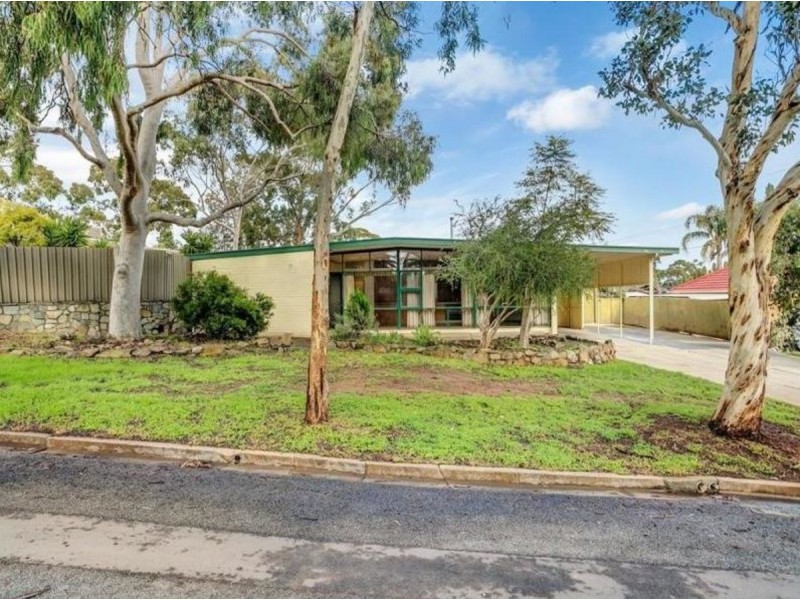 9 Loral Street, Para Hills SA 5096