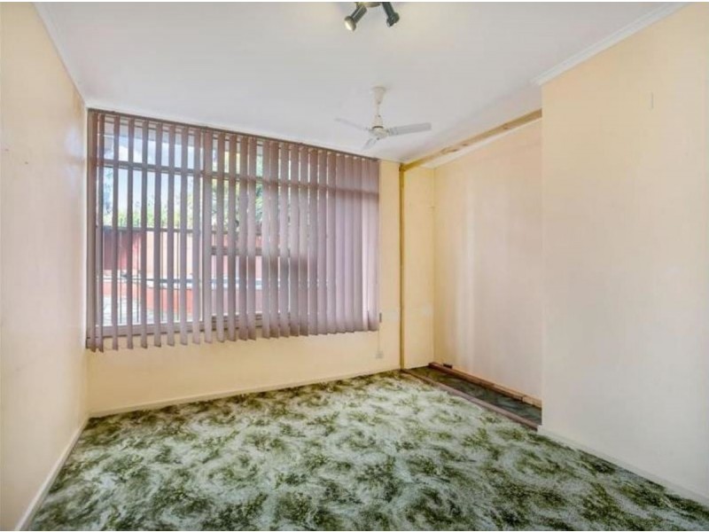 9 Loral Street, Para Hills SA 5096