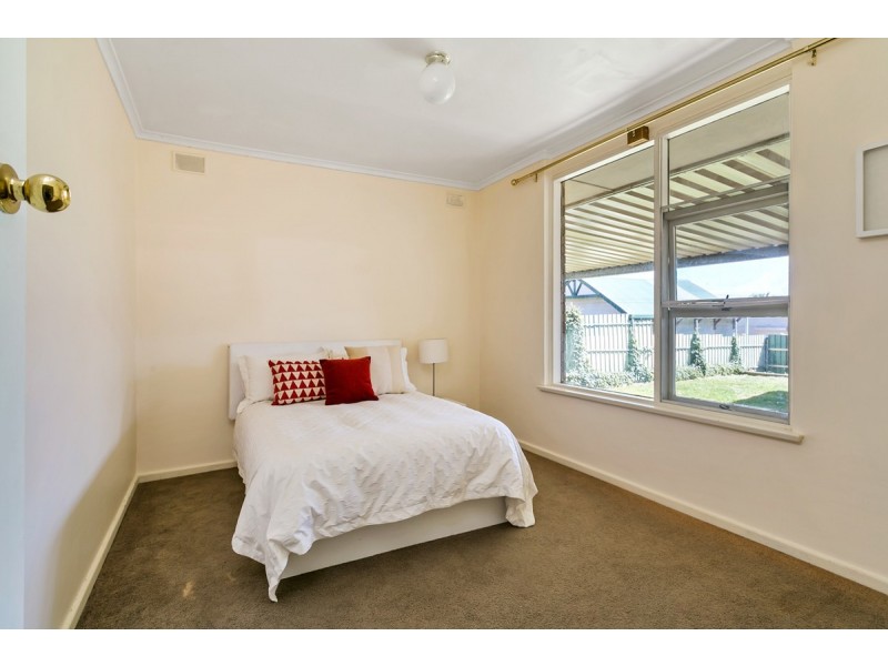 10 Tolley Road, Hope Valley SA 5090