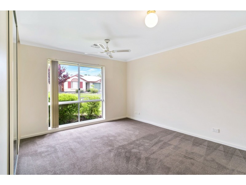 9 Petworth Street, Oakden SA 5086