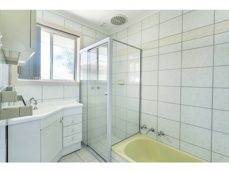 11 Malbanda Avenue, Para Vista SA 5093