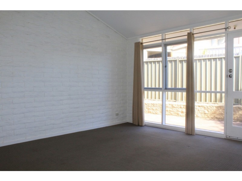 13 De Sassenay Crescent, Modbury Heights SA 5092