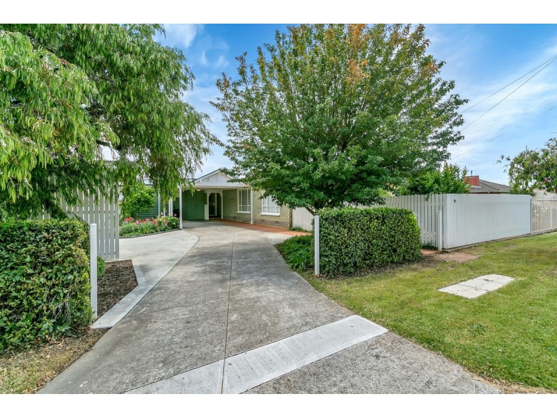 26 Parcoola Avenue, Hope Valley SA 5090