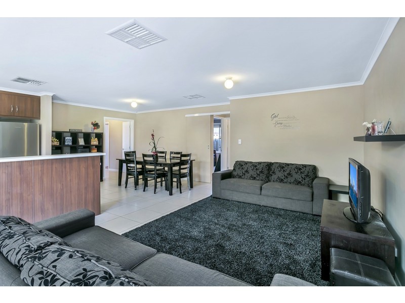 160 President Avenue, Andrews Farm SA 5114
