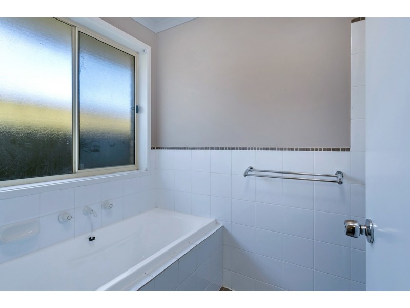 160 President Avenue, Andrews Farm SA 5114