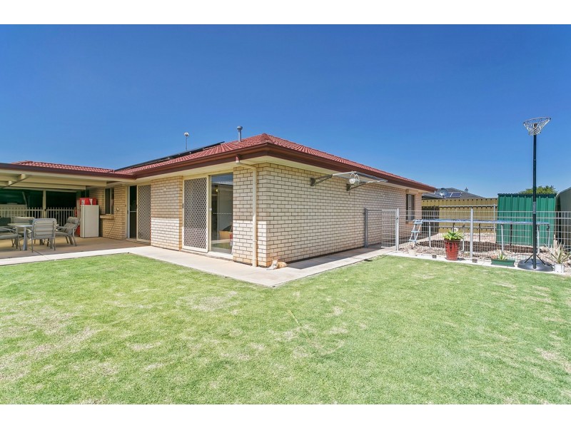 160 President Avenue, Andrews Farm SA 5114