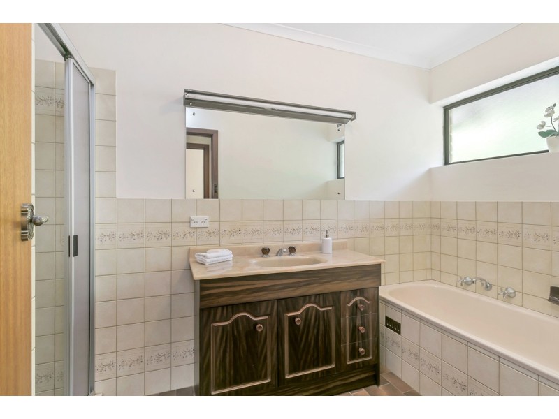 6 Buchanan Court, Highbury SA 5089