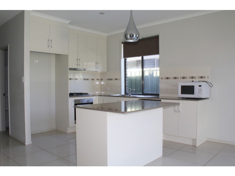 6 Redgum Court, Parafield Gardens SA 5107