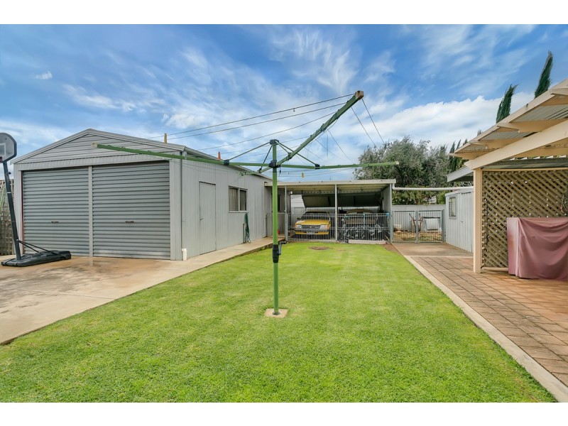 4 Burnie Avenue, Campbelltown SA 5074