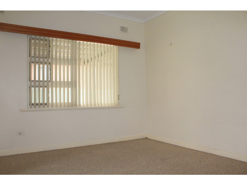 33 Mitcham Avenue, Lower Mitcham SA 5062