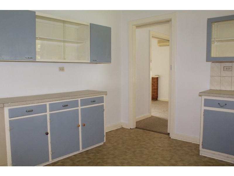 33 Mitcham Avenue, Lower Mitcham SA 5062