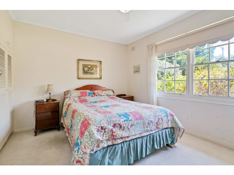 2 Jeffery Road, Vale Park SA 5081