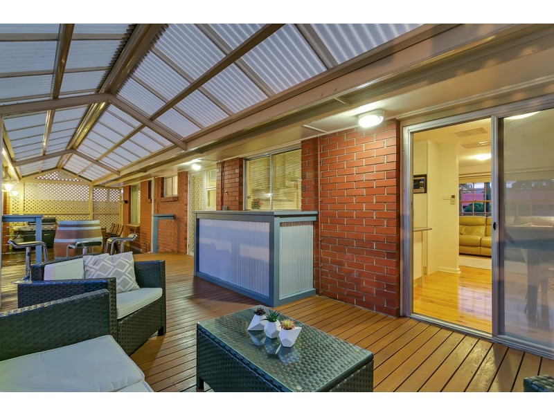 30 Boronia Drive, Hope Valley SA 5090