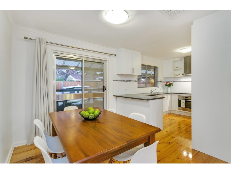 30 Boronia Drive, Hope Valley SA 5090