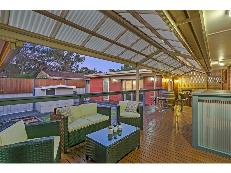 30 Boronia Drive, Hope Valley SA 5090