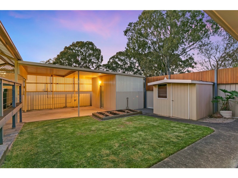 30 Boronia Drive, Hope Valley SA 5090