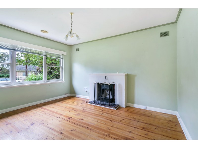 11 Munro Avenue, Sefton Park SA 5083