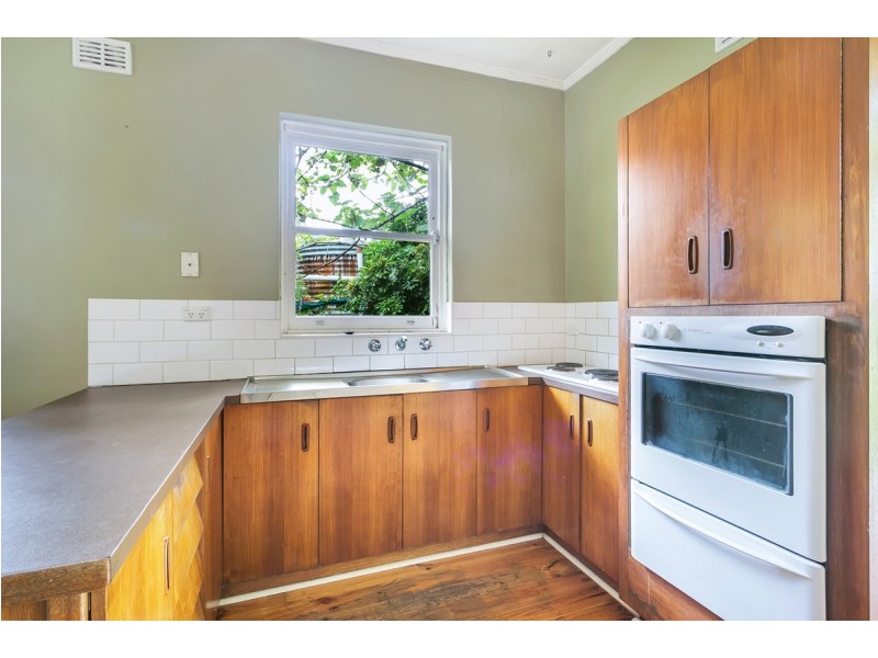 11 Munro Avenue, Sefton Park SA 5083