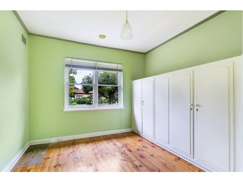 11 Munro Avenue, Sefton Park SA 5083