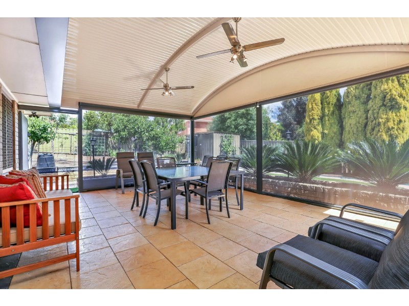 19 Glenbrae Close, Wynn Vale SA 5127